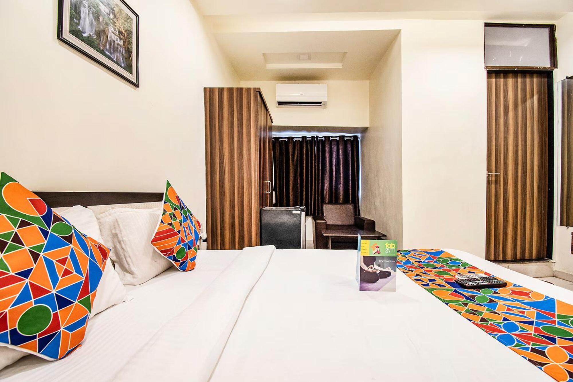 Fabhotel Maher Inn Ahmedabad Exterior photo